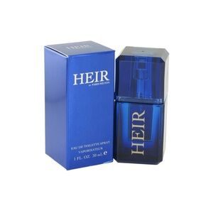 Paris Hilton Heir EDT Cologne Spray 1.0 OZ 2PC Bundle Set